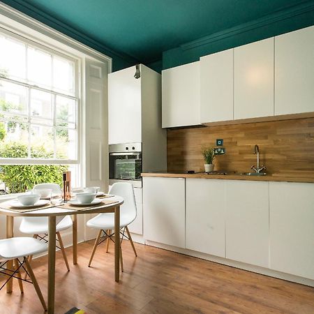 Camden Apartment By Morethanstays Лондон Екстериор снимка